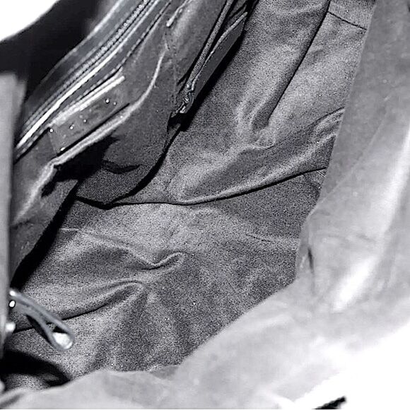 WBALLY Black Leather Trainspotting Work Tote w/ Black Striped Crossbody Strap - Picture 9 of 16